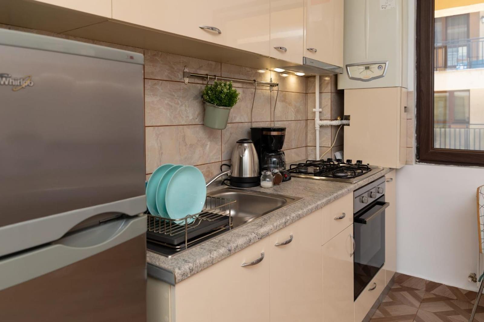 Studio Deluxe Uniri Бухарест Екстер'єр фото